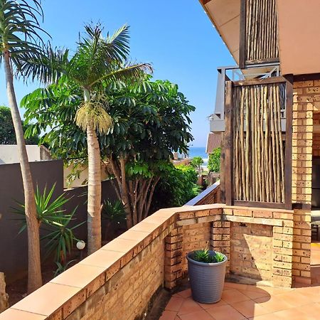 Beachfront Cabanas Amanzimtoti Buitenkant foto