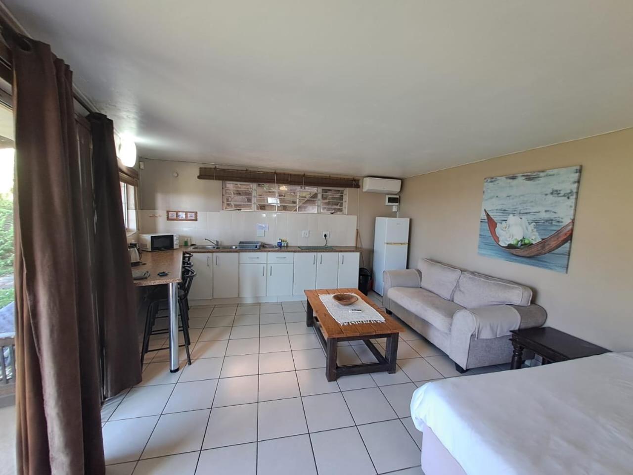 Beachfront Cabanas Amanzimtoti Buitenkant foto